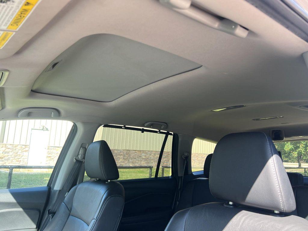 used 2022 Honda Pilot car, priced at $31,520