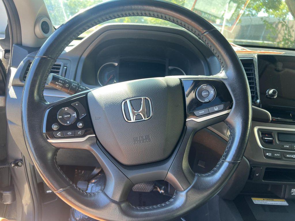used 2022 Honda Pilot car, priced at $31,520