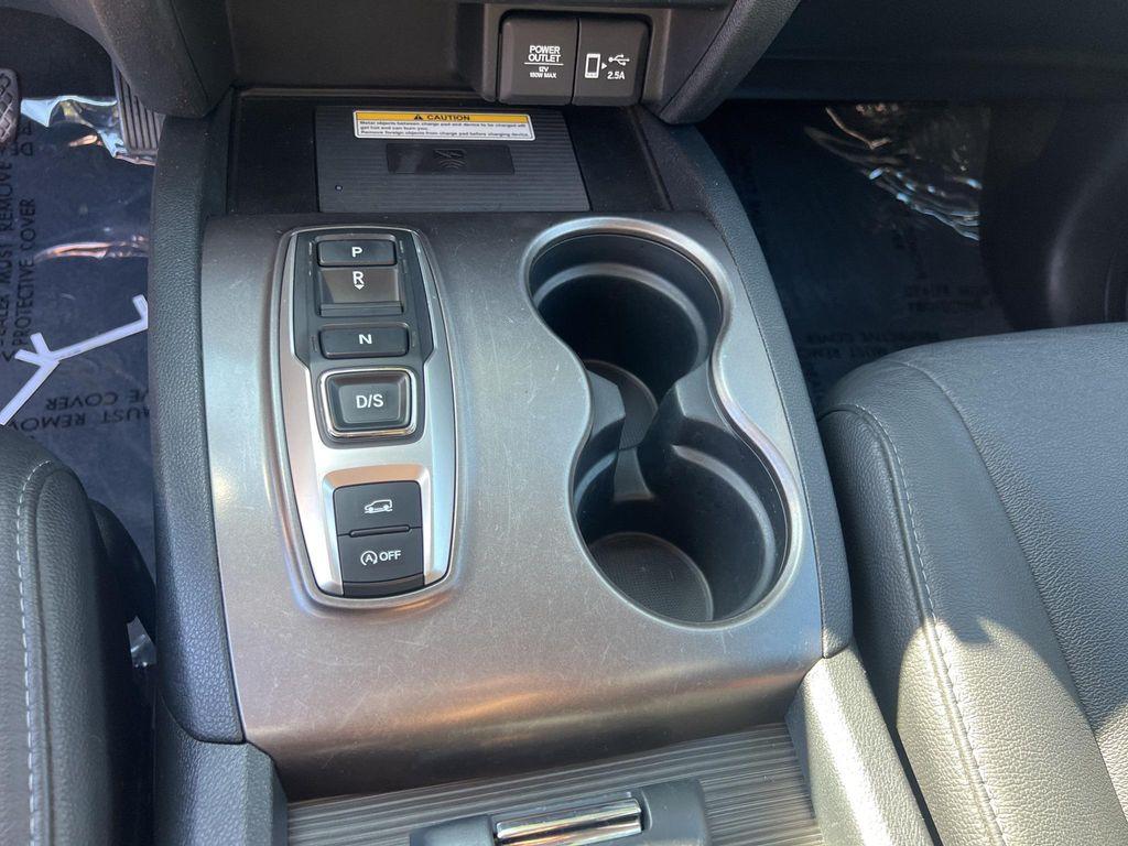 used 2022 Honda Pilot car, priced at $31,520