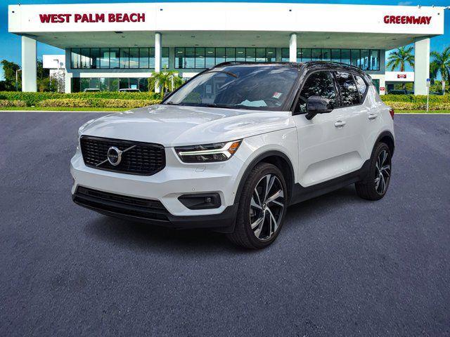 used 2020 Volvo XC40 car, priced at $18,293