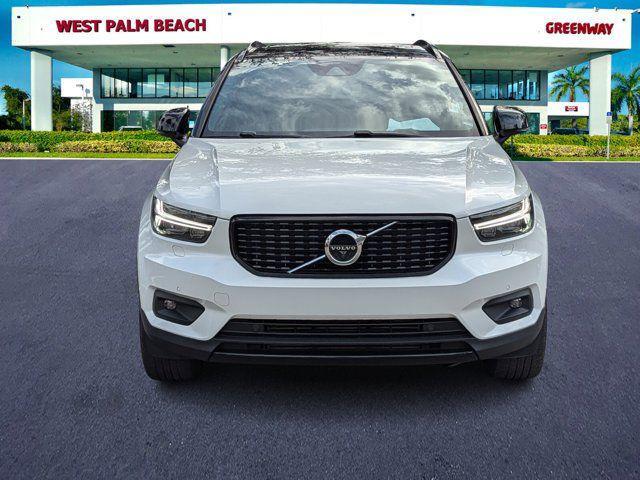 used 2020 Volvo XC40 car, priced at $18,293