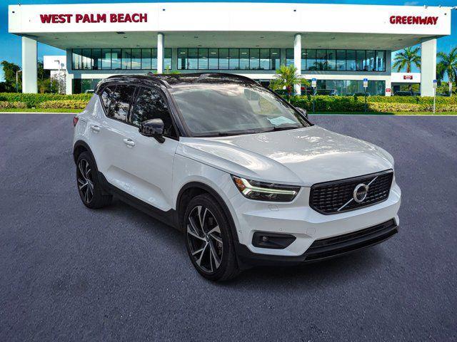 used 2020 Volvo XC40 car, priced at $18,293