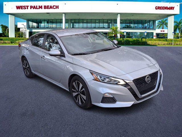 used 2022 Nissan Altima car, priced at $15,889