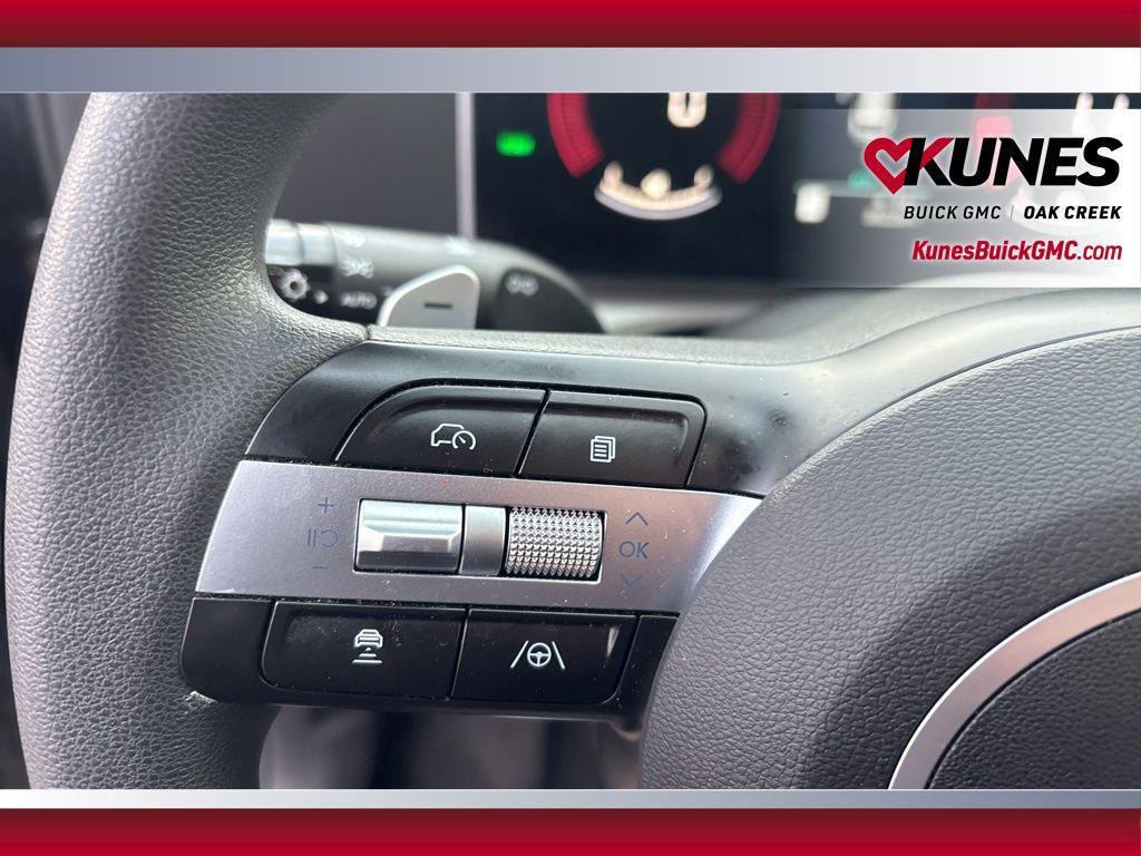 used 2025 Hyundai TUCSON Hybrid car, priced at $25,739