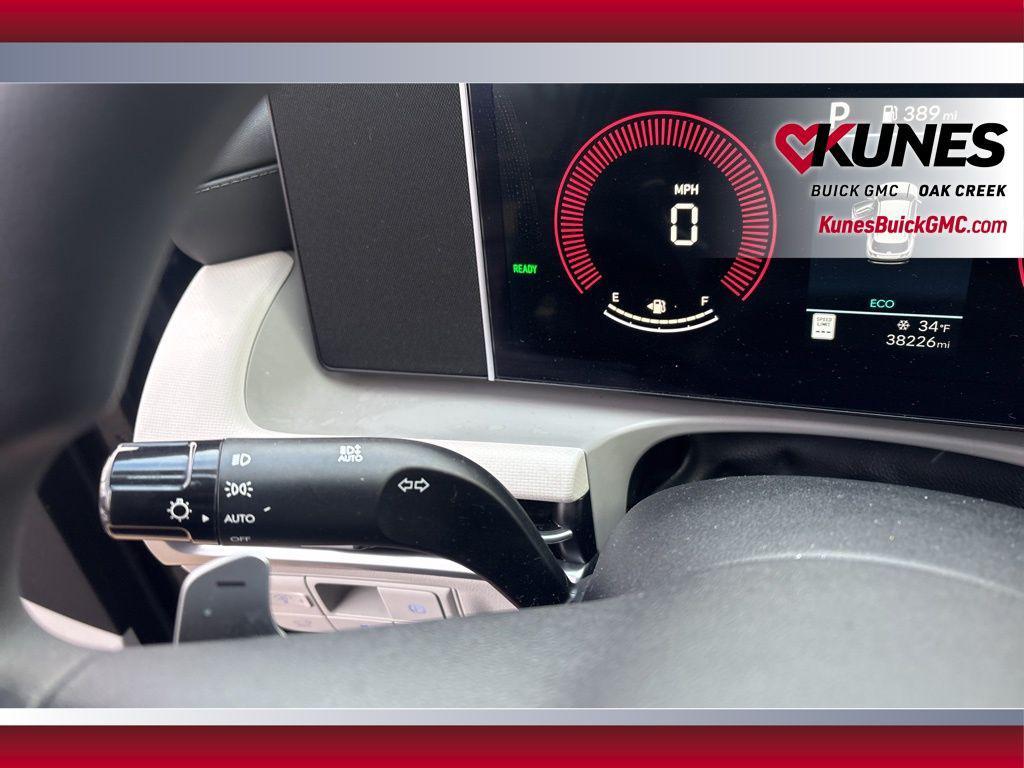 used 2025 Hyundai TUCSON Hybrid car, priced at $25,739