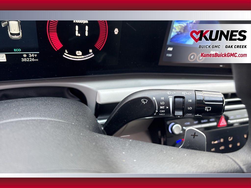 used 2025 Hyundai TUCSON Hybrid car, priced at $25,739