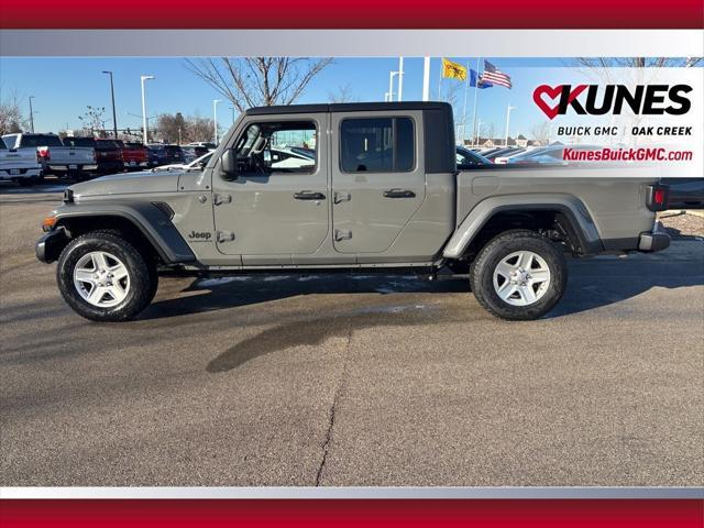 used 2023 Jeep Gladiator car, priced at $28,438