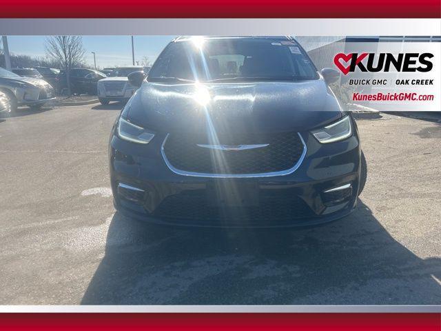 used 2022 Chrysler Pacifica car, priced at $23,253