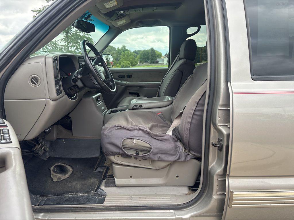 used 2002 Chevrolet Silverado 2500 car, priced at $10,998