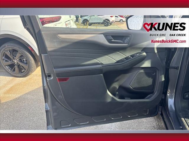 used 2022 Ford Escape car, priced at $21,099