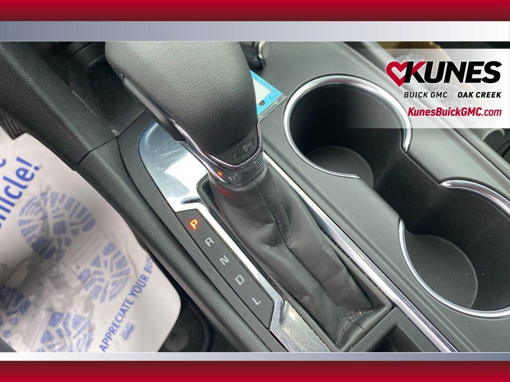 used 2023 Chevrolet Equinox car, priced at $21,225
