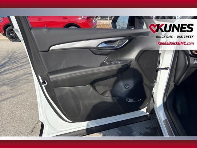 new 2025 Buick Envision car, priced at $41,337