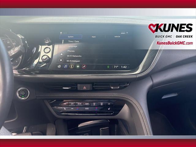 used 2023 Buick Envision car, priced at $23,021