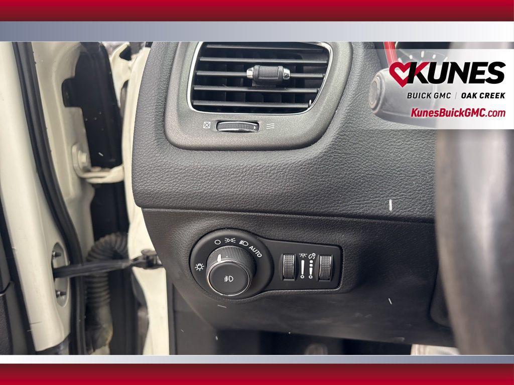 used 2019 Jeep Compass car, priced at $18,315