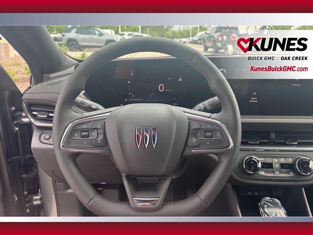 new 2025 Buick Envista car, priced at $24,620