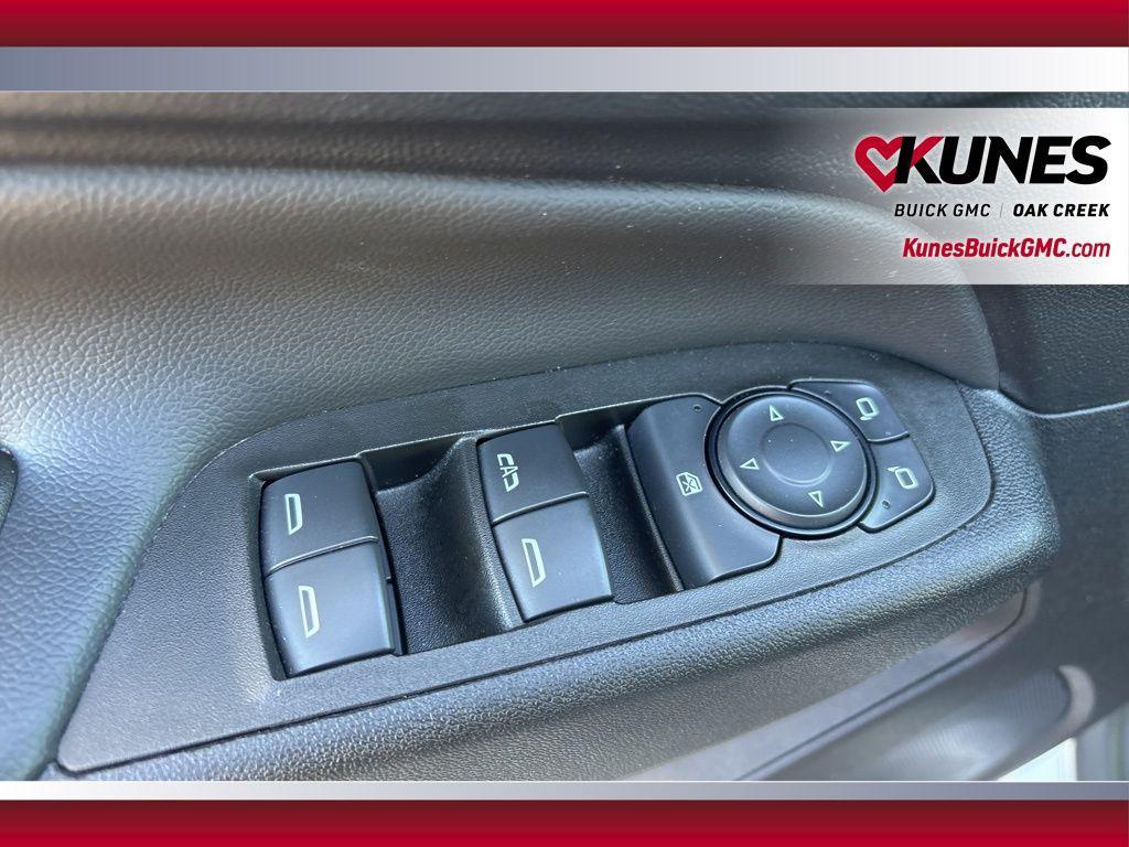 used 2023 Chevrolet Equinox car, priced at $22,728