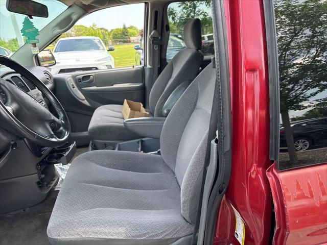 used 2007 Dodge Grand Caravan car, priced at $1,999