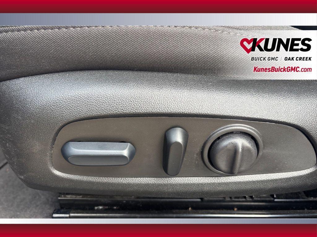 used 2023 Chevrolet Malibu car, priced at $17,654