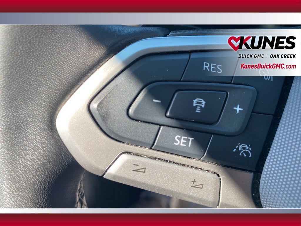 used 2024 Volkswagen Atlas car, priced at $27,007