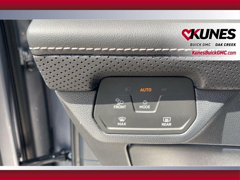 used 2024 Volkswagen Atlas car, priced at $27,007