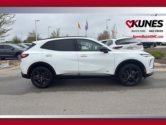 new 2025 Buick Envision car, priced at $40,294