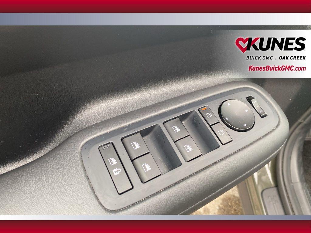 used 2024 Hyundai Santa Fe car, priced at $31,301