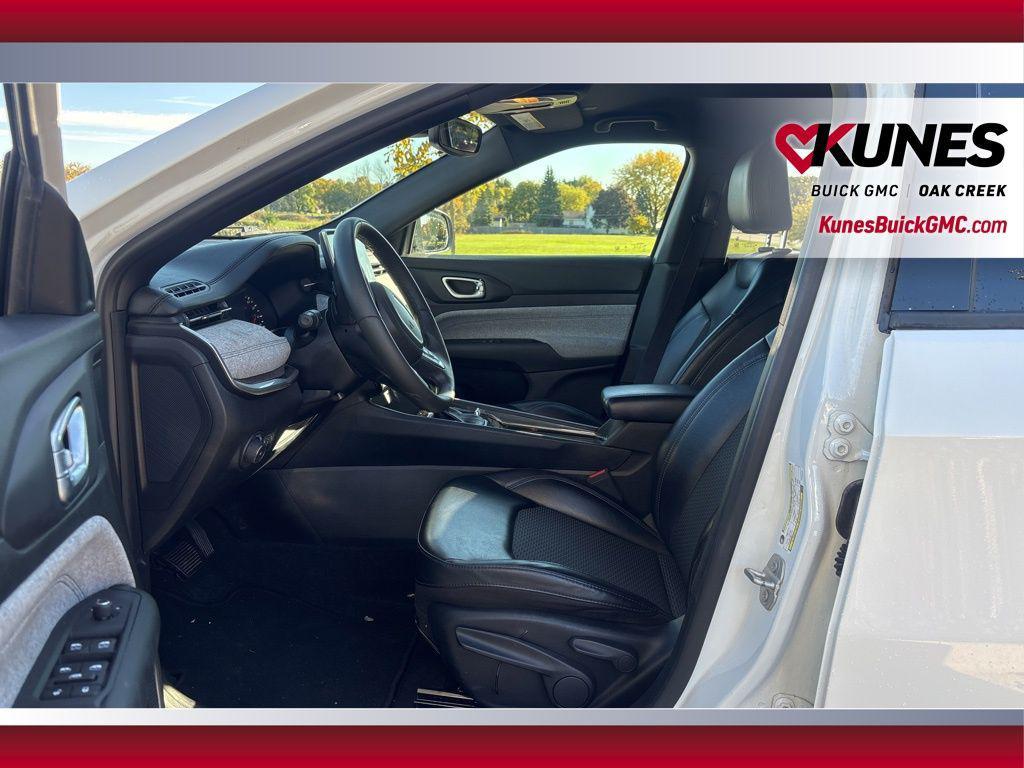 used 2023 Jeep Compass car, priced at $20,415