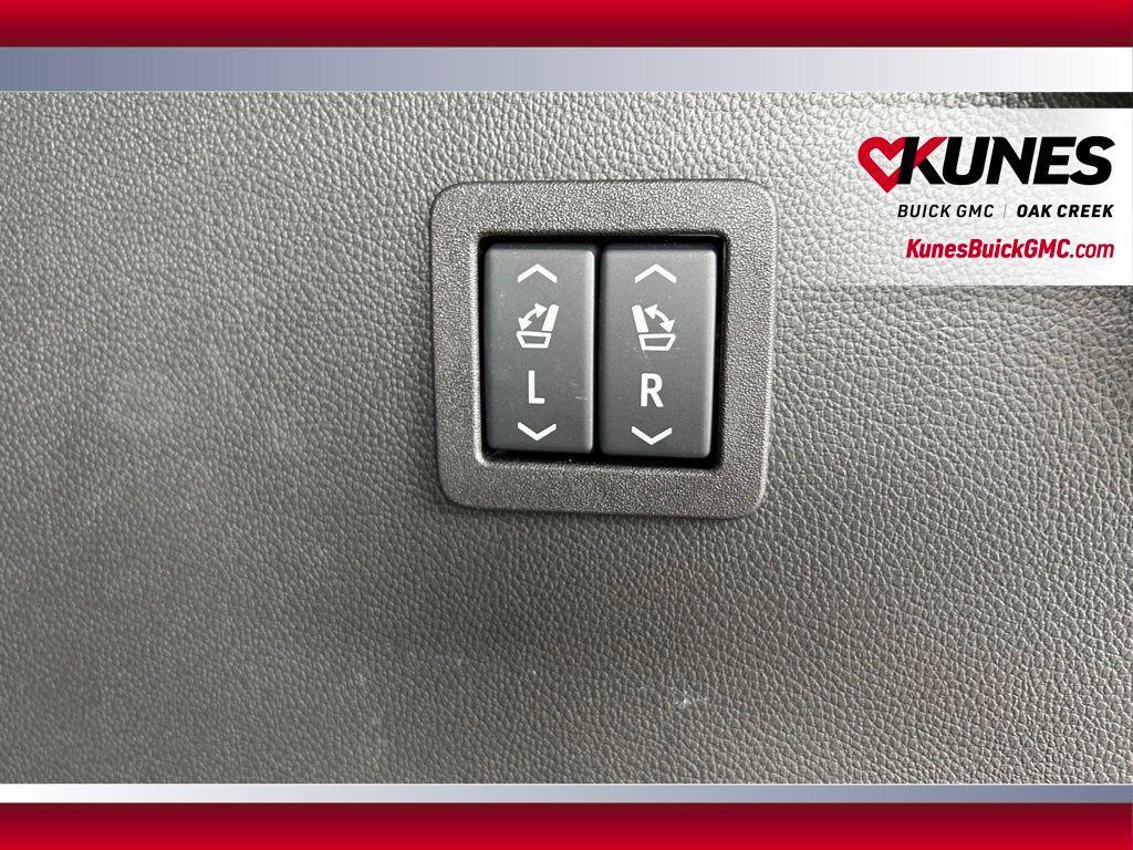 used 2024 Buick Enclave car, priced at $33,622
