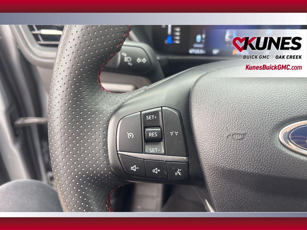 used 2024 Ford Escape car, priced at $20,833