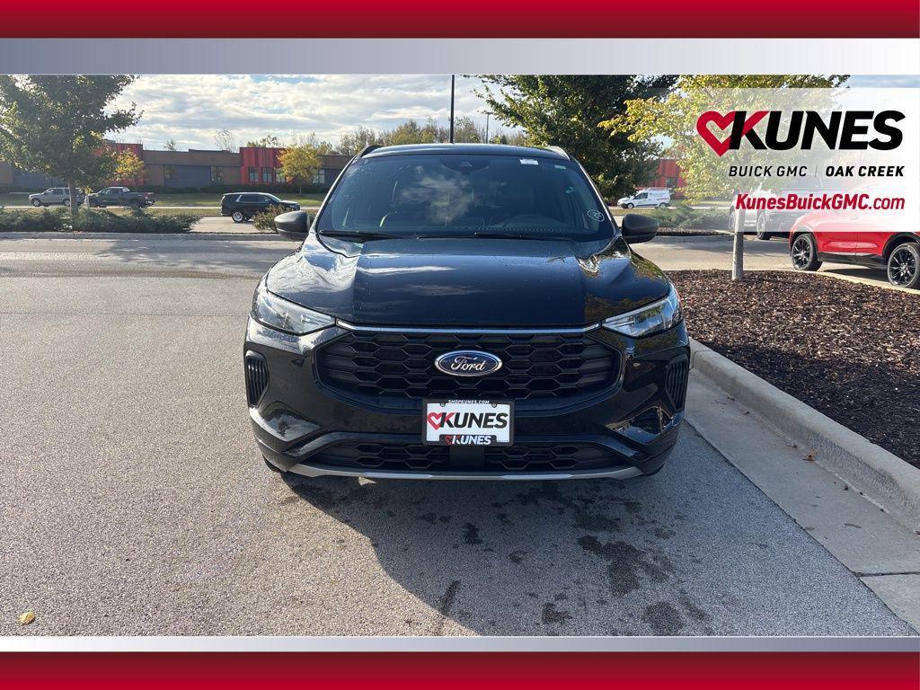 used 2024 Ford Escape car, priced at $23,022
