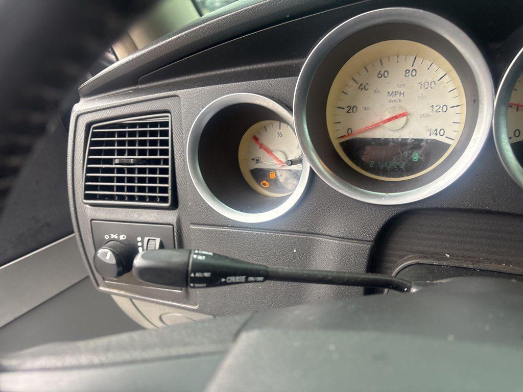 used 2005 Dodge Magnum car, priced at $1,999