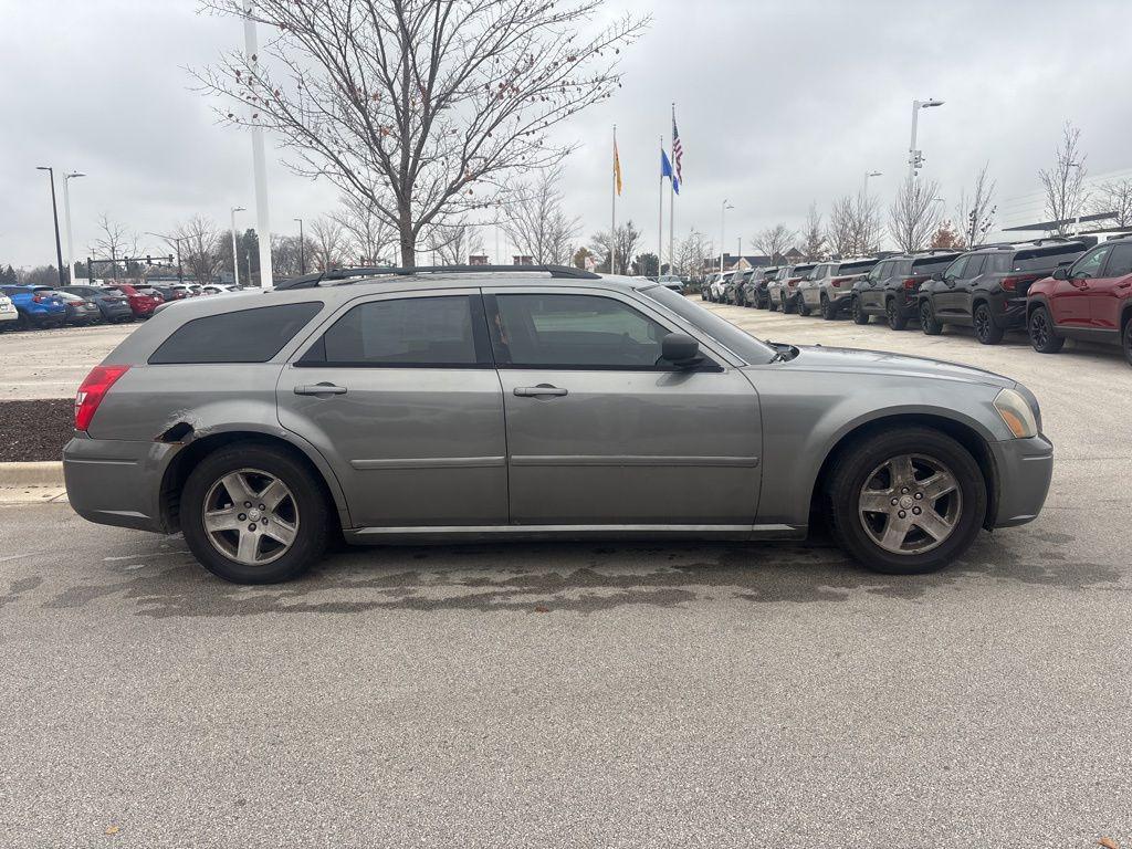 used 2005 Dodge Magnum car, priced at $1,999