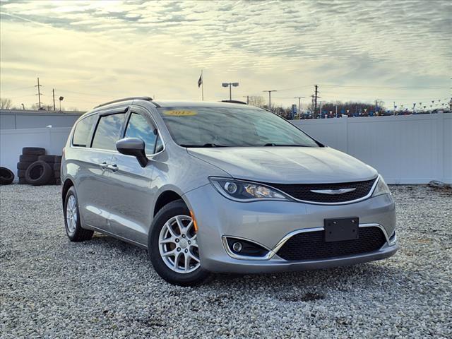 used 2017 Chrysler Pacifica car, priced at $12,419