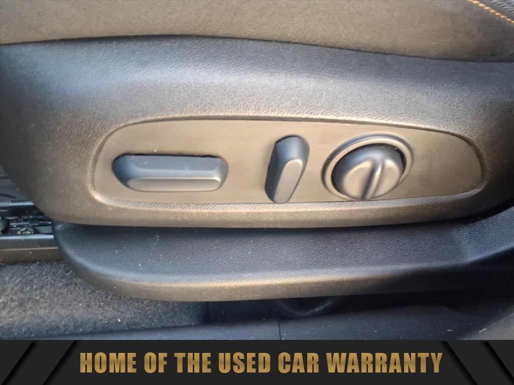 used 2023 Chevrolet Equinox car, priced at $21,622