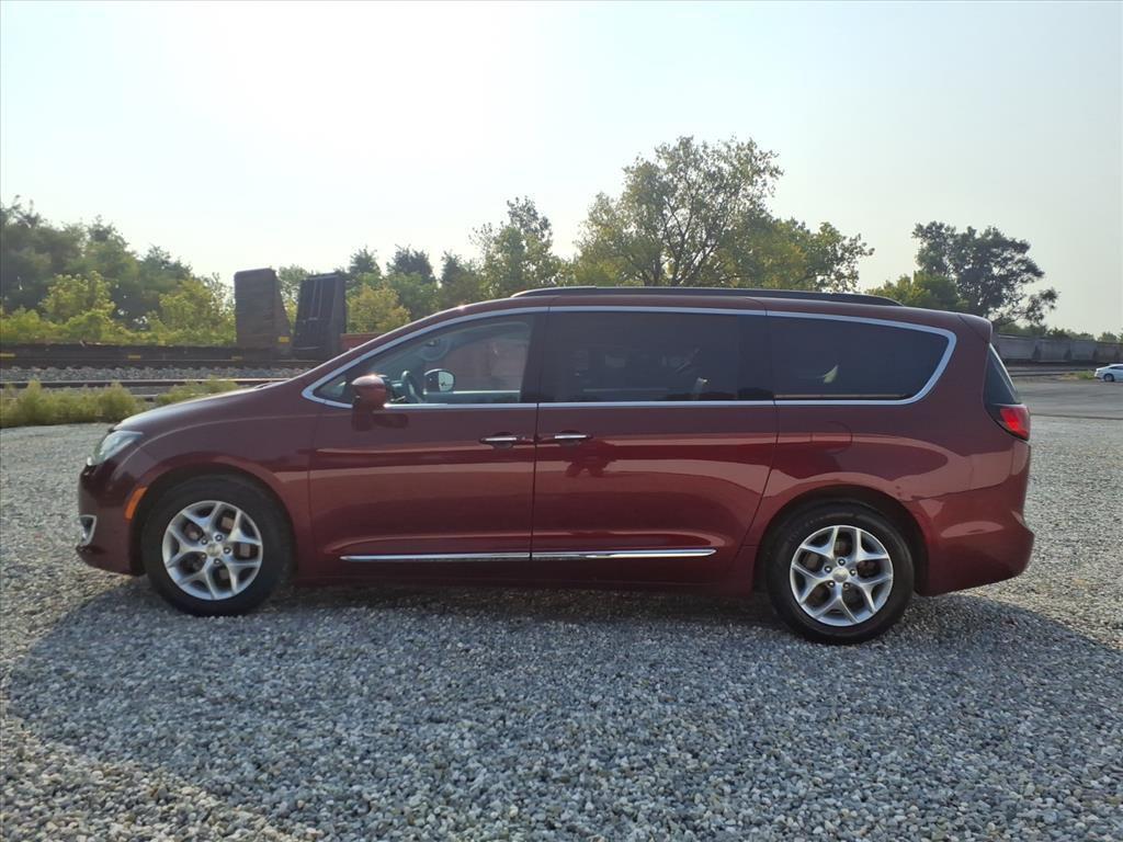 used 2017 Chrysler Pacifica car, priced at $8,942