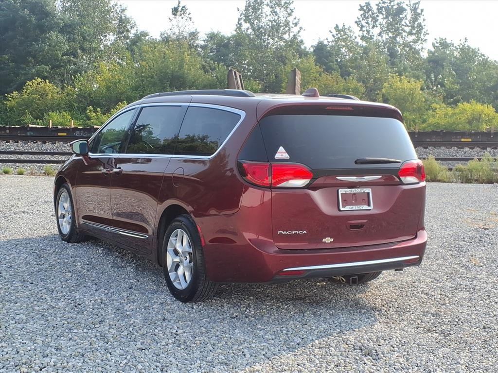 used 2017 Chrysler Pacifica car, priced at $8,942
