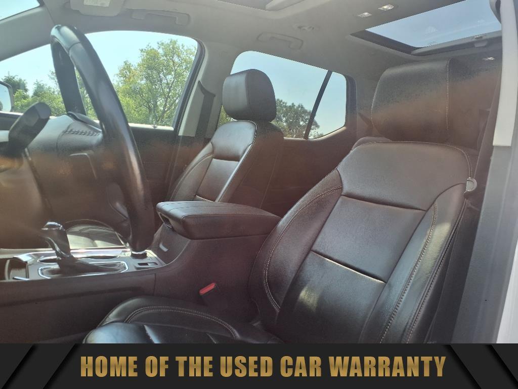used 2020 Chevrolet Traverse car, priced at $27,232