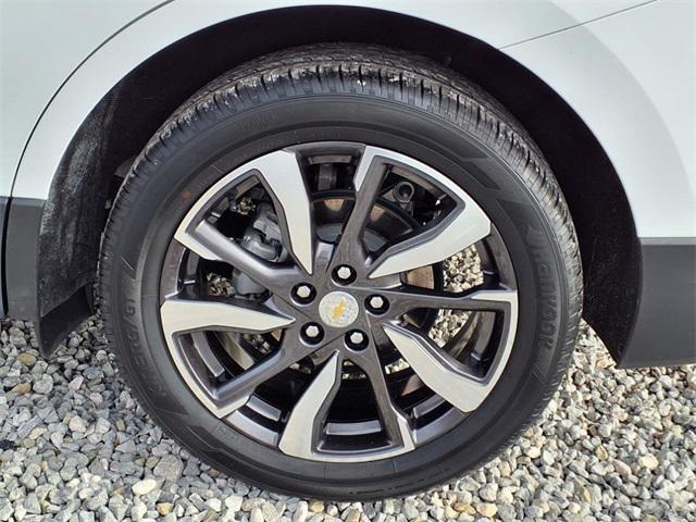 used 2022 Chevrolet Equinox car, priced at $22,391
