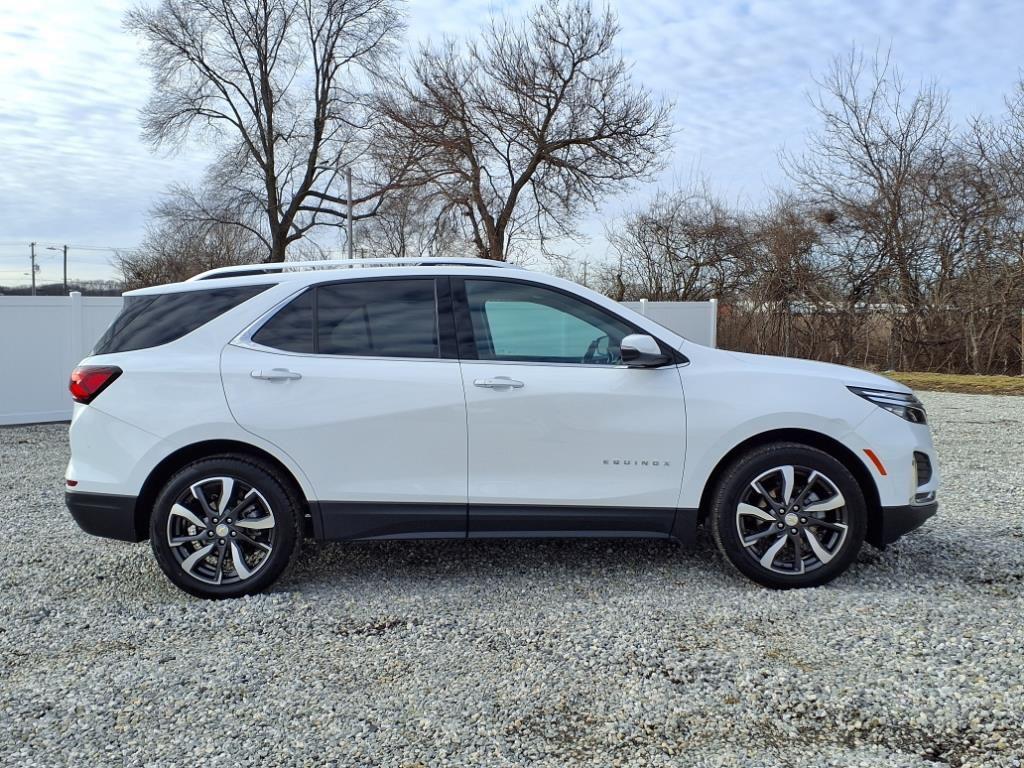used 2022 Chevrolet Equinox car, priced at $22,393