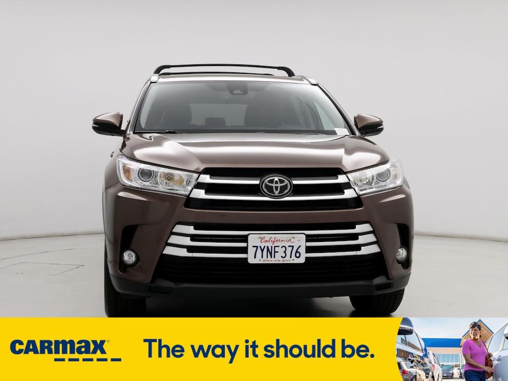 used 2017 Toyota Highlander car, priced at $22,998