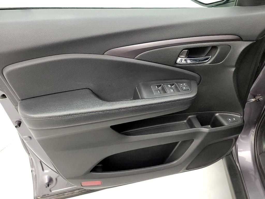 used 2017 Honda Pilot car, priced at $18,998