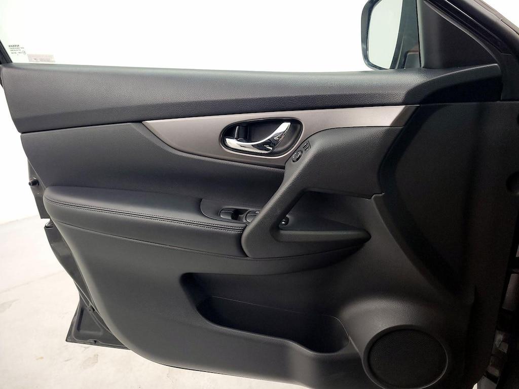 used 2016 Nissan Rogue car, priced at $16,998