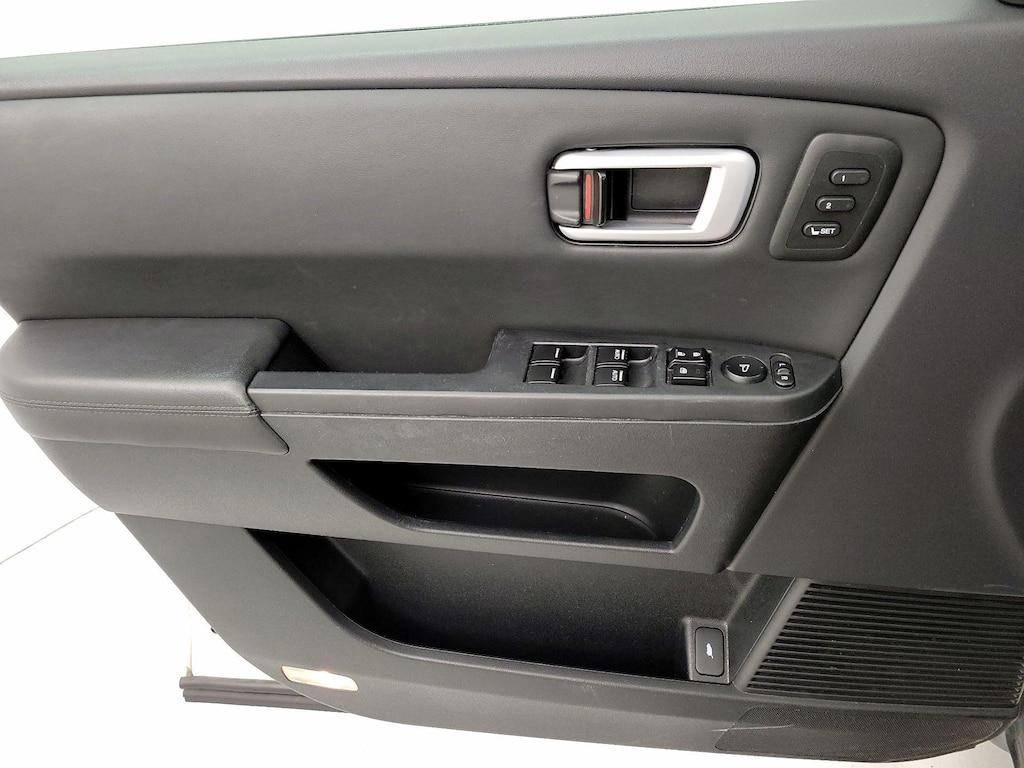 used 2015 Honda Pilot car, priced at $17,998