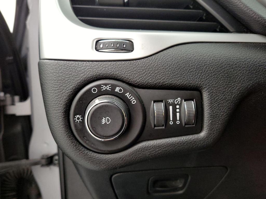 used 2018 Jeep Cherokee car, priced at $15,998