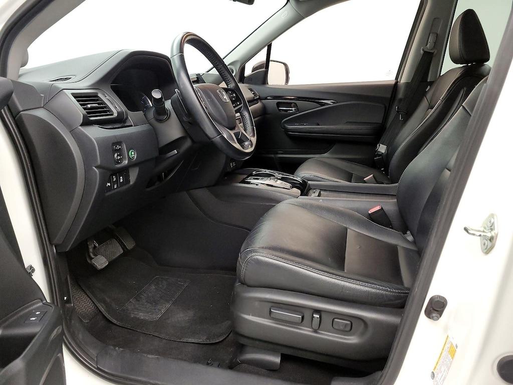 used 2019 Honda Pilot car, priced at $25,998