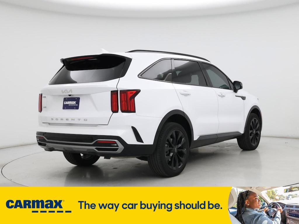 used 2022 Kia Sorento car, priced at $33,998