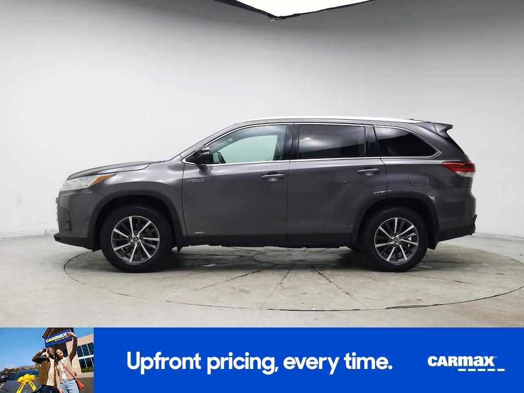 used 2019 Toyota Highlander Hybrid car, priced at $30,998