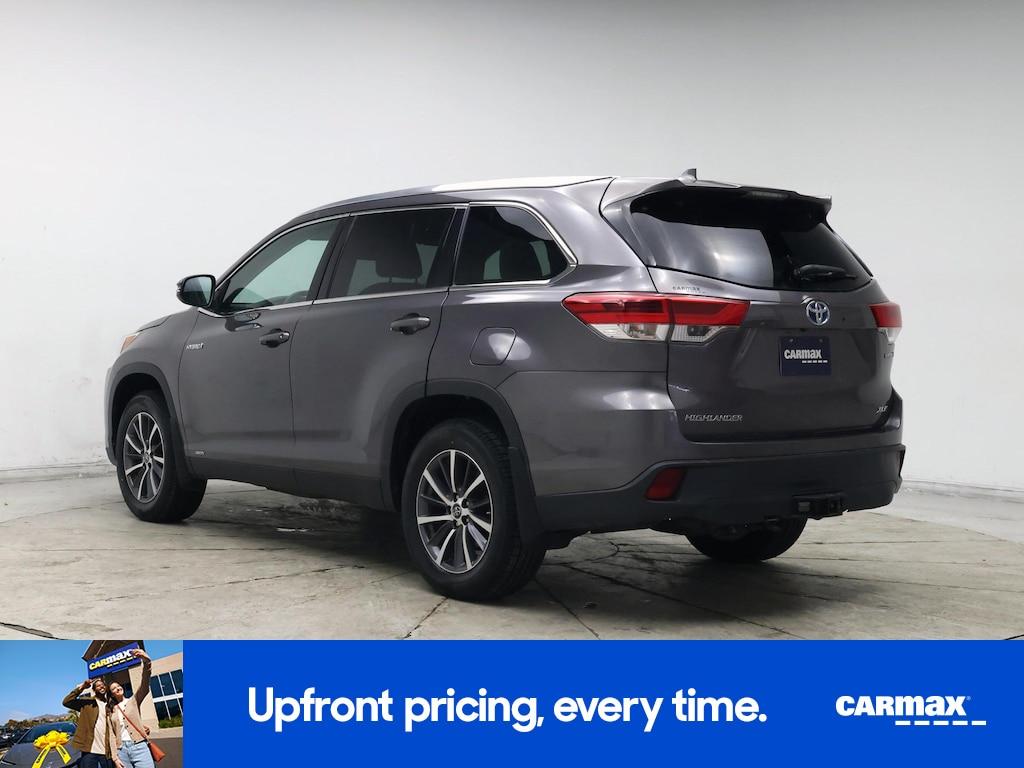 used 2019 Toyota Highlander Hybrid car, priced at $30,998