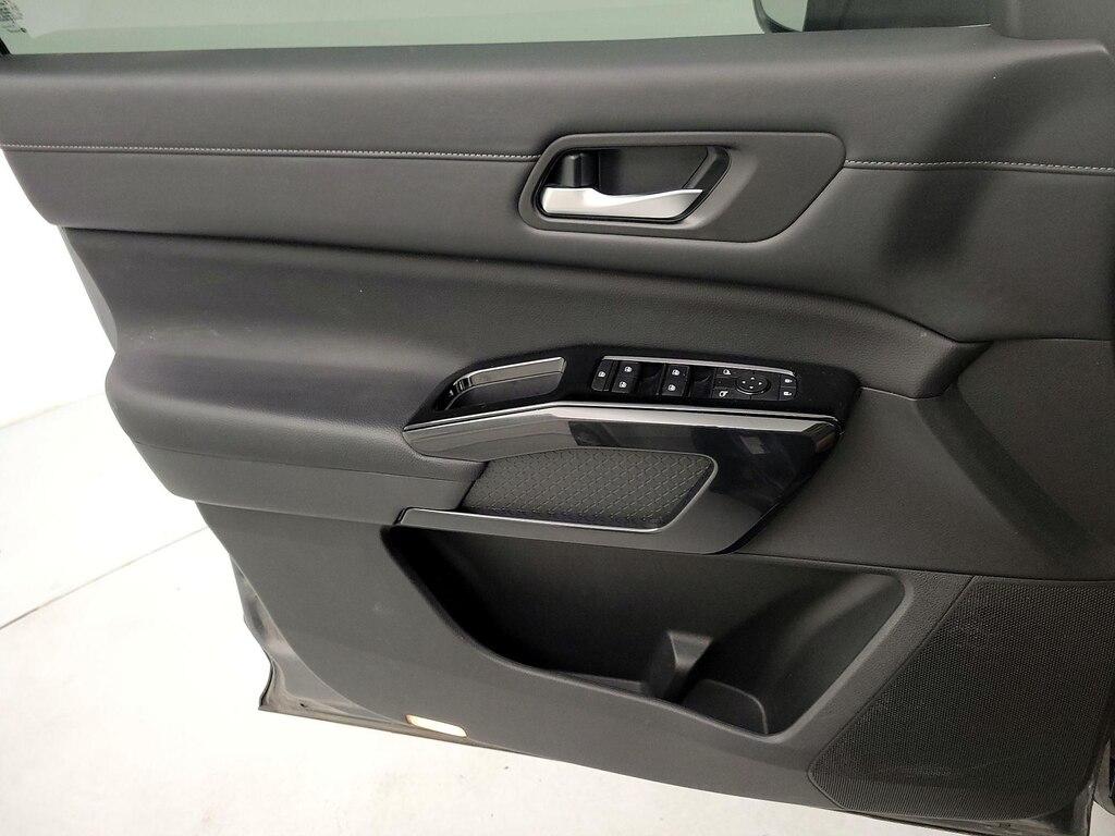 used 2022 Nissan Pathfinder car, priced at $33,998