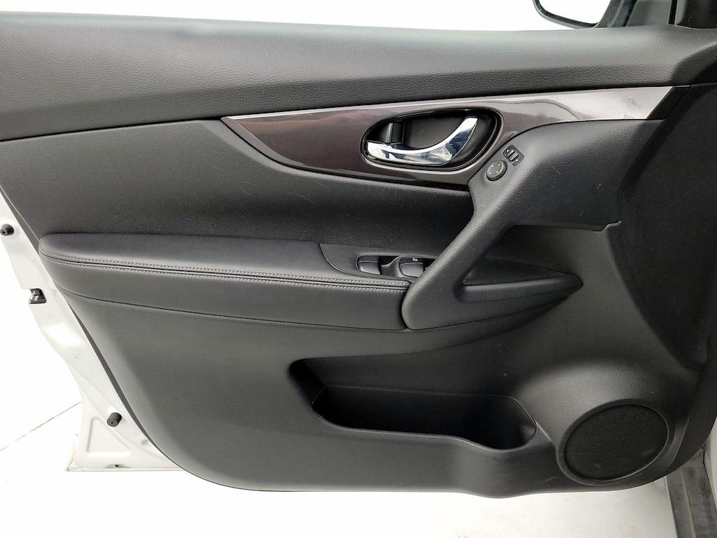 used 2019 Nissan Rogue car, priced at $13,599